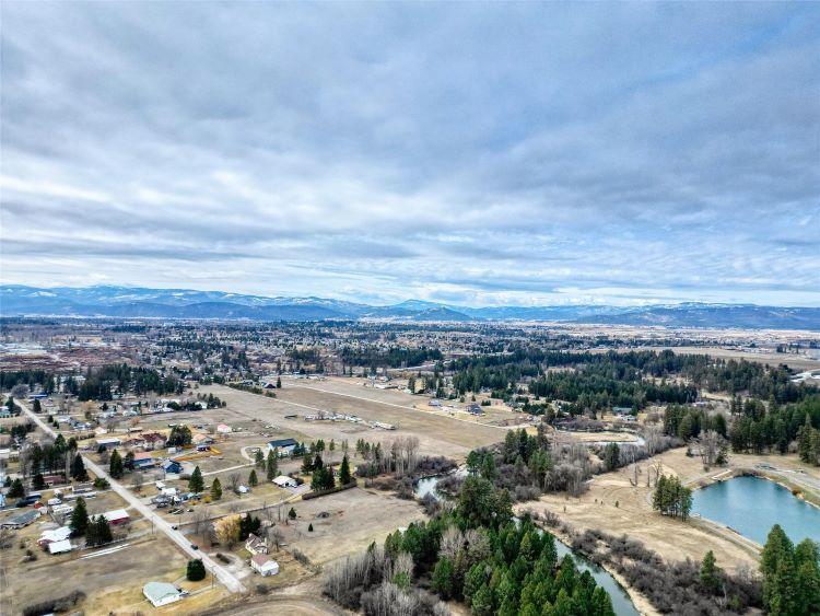 720 Scenic Dr, Kalispell, Flathead, Montana, United States, 2 Bedrooms Bedrooms, ,2 BathroomsBathrooms,Single Family Home,For sale,Scenic Dr,1746