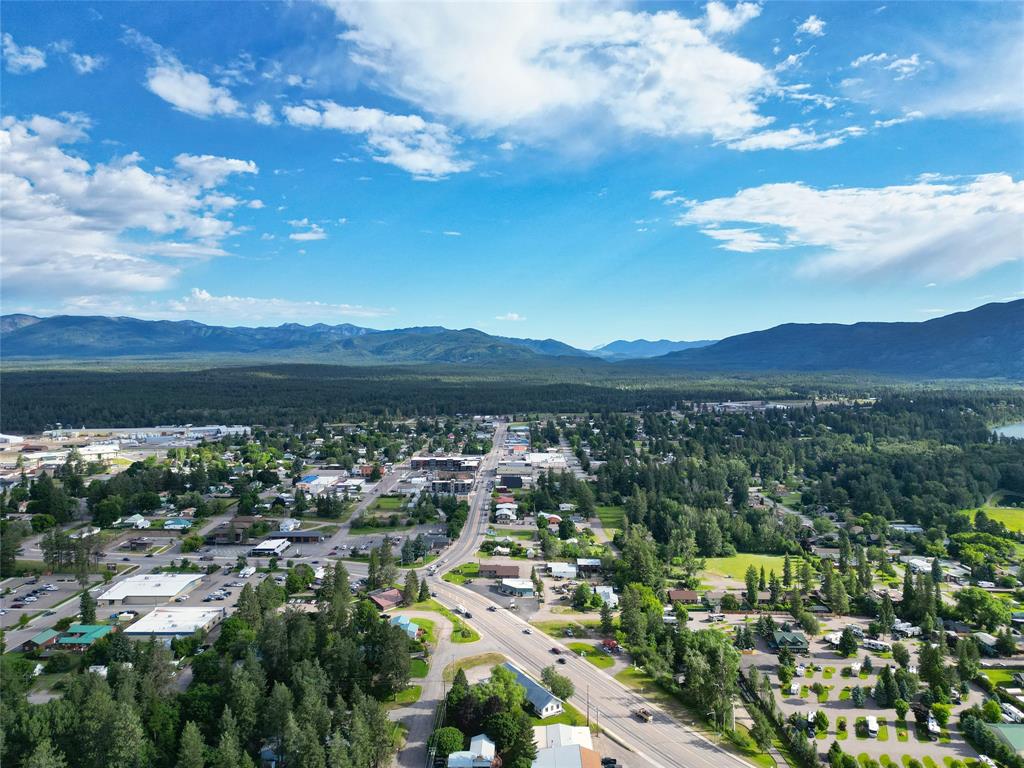 8 Us Highway 2 E, Columbia Falls, Flathead, Montana, United States 59912, ,Commercial,For sale,Us Highway 2 E,1773