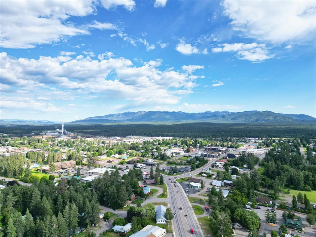 8 Us Highway 2 E, Columbia Falls, Flathead, Montana, United States 59912, ,Commercial,For sale,Us Highway 2 E,1773