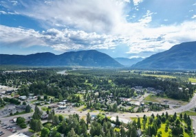 8 Us Highway 2 E, Columbia Falls, Flathead, Montana, United States 59912, ,Commercial,For sale,Us Highway 2 E,1773