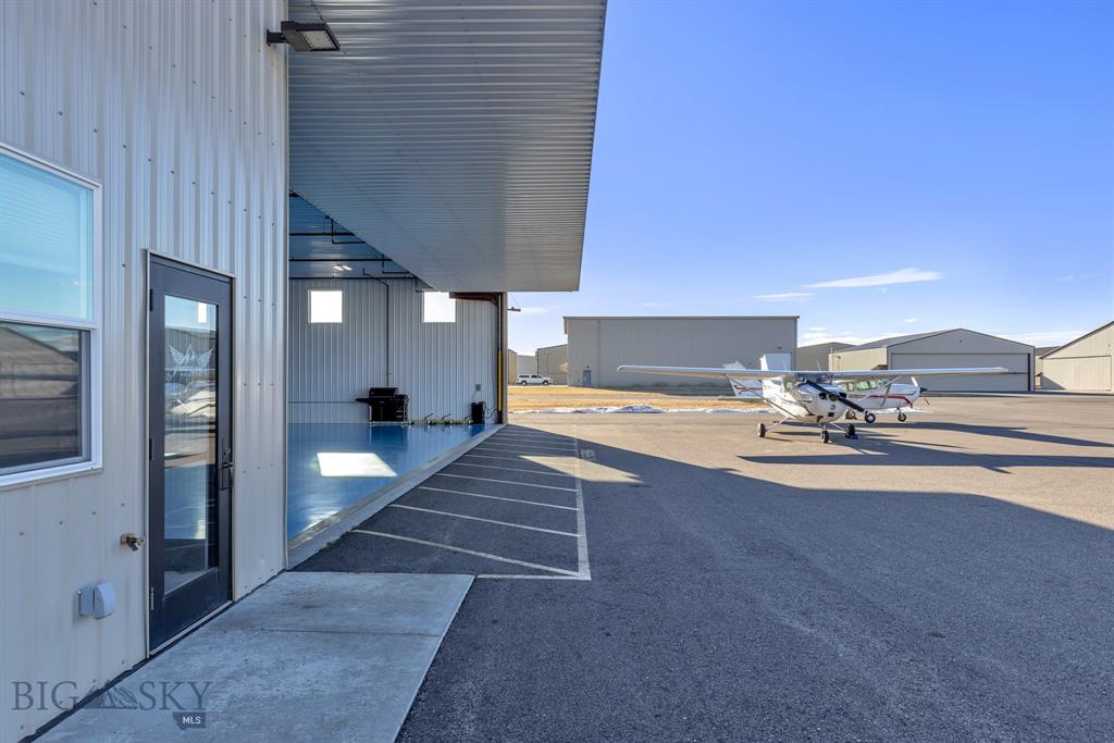 210 Aviation Lane, Belgrade, Gallatin, Montana, United States 59714, ,Commercial,For sale,Aviation Lane,1784