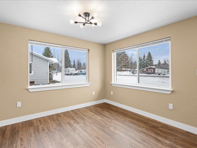 1542 4th Ave W, Columbia Falls, Flathead, Montana, United States 59912, 3 Bedrooms Bedrooms, ,2 BathroomsBathrooms,Single Family Home,For sale,4th Ave W,1787