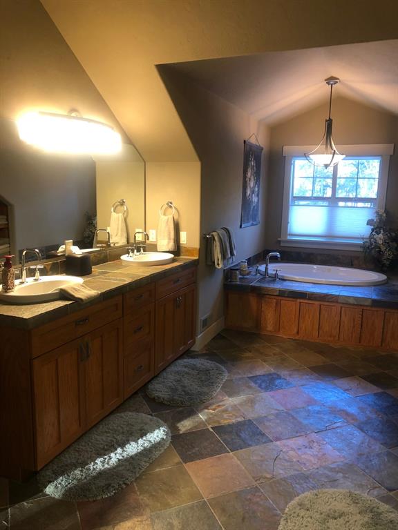 935 Pack Rat Lane, Whitefish, Flathead, Montana, United States 599037, 3 Bedrooms Bedrooms, ,2 BathroomsBathrooms,Single Family Home,For sale,Pack Rat Lane,1796