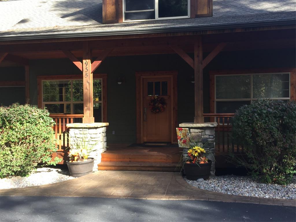 935 Pack Rat Lane, Whitefish, Flathead, Montana, United States 599037, 3 Bedrooms Bedrooms, ,2 BathroomsBathrooms,Single Family Home,For sale,Pack Rat Lane,1796