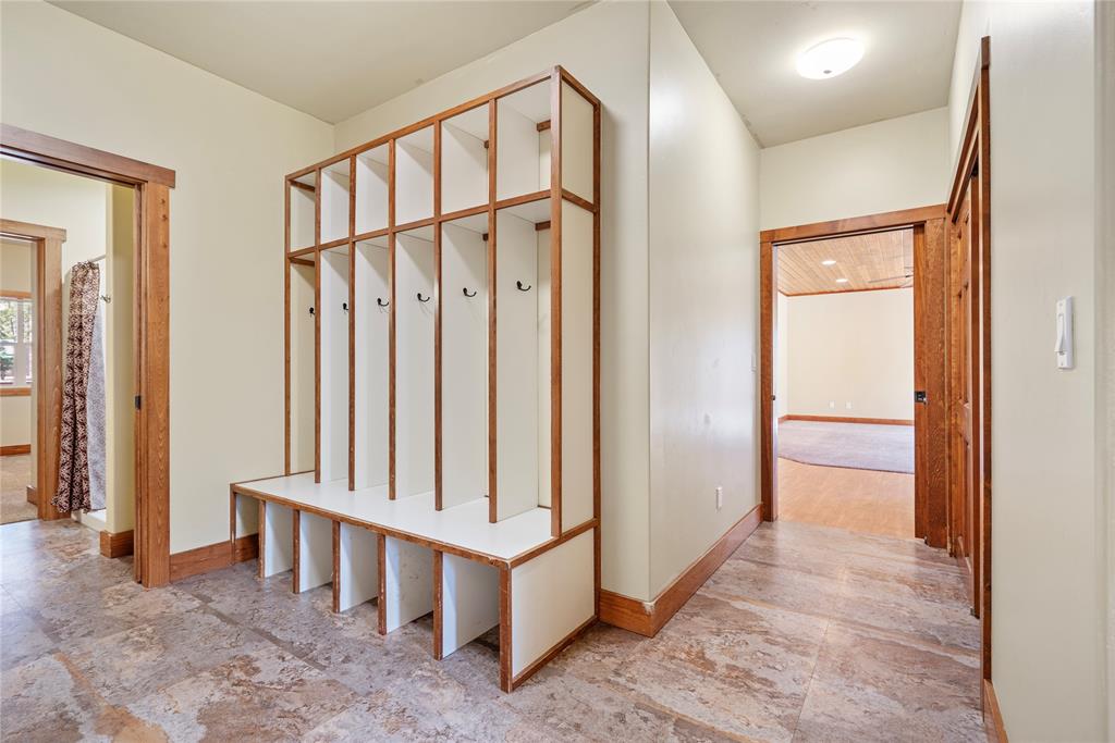 136 North Fork Trail, Columbia Falls, Flathead, Montana, United States 59912, 6 Bedrooms Bedrooms, ,5 BathroomsBathrooms,Single Family Home,For sale,North Fork Trail,1816