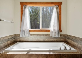 136 North Fork Trail, Columbia Falls, Flathead, Montana, United States 59912, 6 Bedrooms Bedrooms, ,5 BathroomsBathrooms,Single Family Home,For sale,North Fork Trail,1816