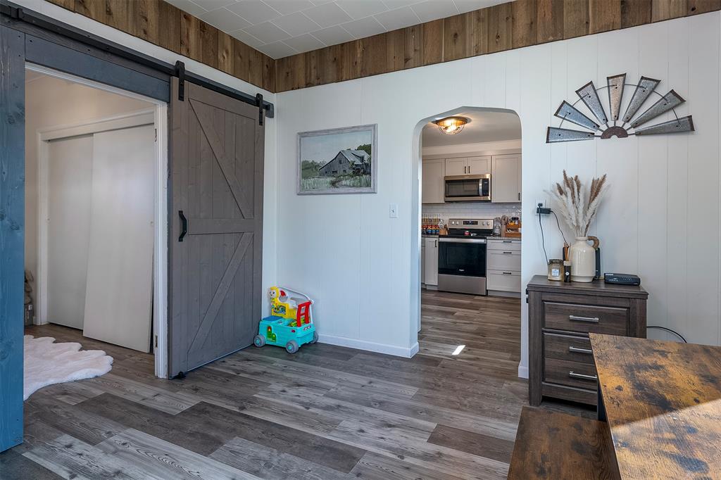 33 Summit Avenue, Somers, Flathead, Montana, United States 59932, 2 Bedrooms Bedrooms, ,1 BathroomBathrooms,Single Family Home,For sale,Summit Avenue,1817