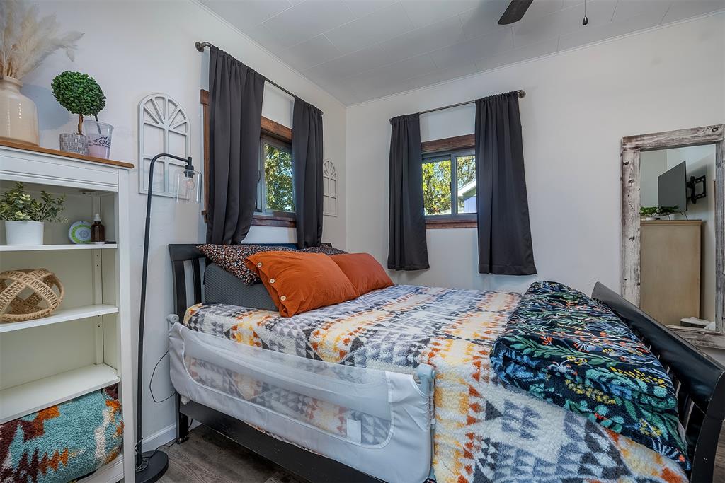 33 Summit Avenue, Somers, Flathead, Montana, United States 59932, 2 Bedrooms Bedrooms, ,1 BathroomBathrooms,Single Family Home,For sale,Summit Avenue,1817