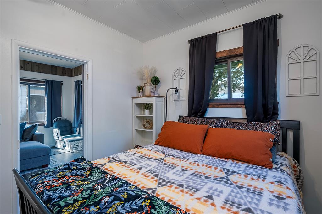 33 Summit Avenue, Somers, Flathead, Montana, United States 59932, 2 Bedrooms Bedrooms, ,1 BathroomBathrooms,Single Family Home,For sale,Summit Avenue,1817