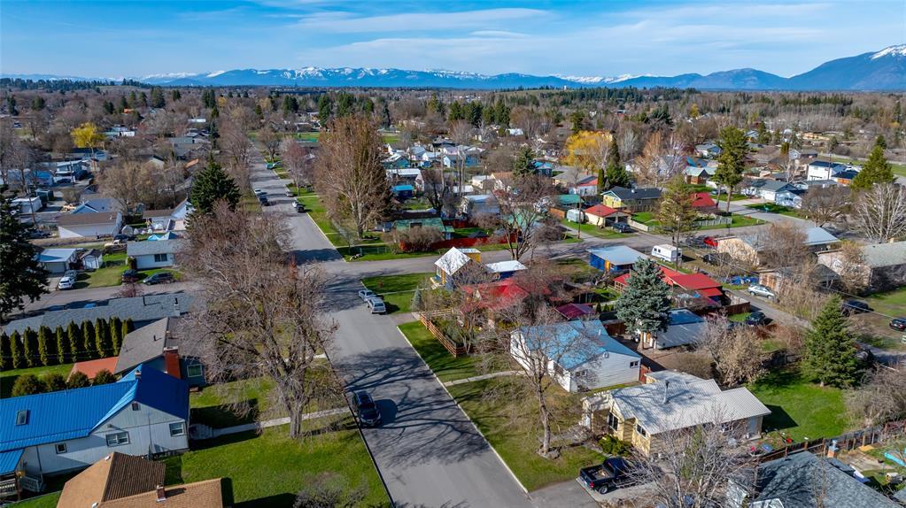 1219 7th Ave E, Kalispell, Flathead, Montana, United States 59901, 3 Bedrooms Bedrooms, ,1 BathroomBathrooms,Single Family Home,For sale,7th Ave E,1818