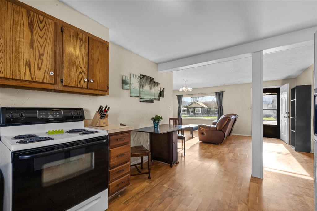 1219 7th Ave E, Kalispell, Flathead, Montana, United States 59901, 3 Bedrooms Bedrooms, ,1 BathroomBathrooms,Single Family Home,For sale,7th Ave E,1818