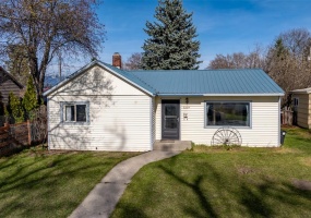 1219 7th Ave E, Kalispell, Flathead, Montana, United States 59901, 3 Bedrooms Bedrooms, ,1 BathroomBathrooms,Single Family Home,For sale,7th Ave E,1818