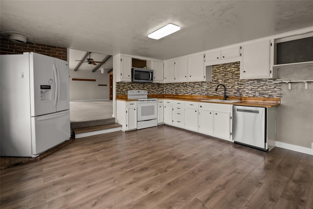 4285 HWY 2 W, Kila, Flathead, Montana, United States 59920, 6 Bedrooms Bedrooms, ,3 BathroomsBathrooms,Single Family Home,For sale,HWY 2 W,1819