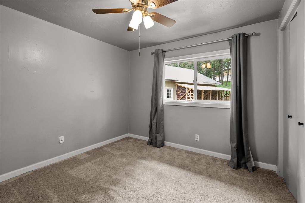 4285 HWY 2 W, Kila, Flathead, Montana, United States 59920, 6 Bedrooms Bedrooms, ,3 BathroomsBathrooms,Single Family Home,For sale,HWY 2 W,1819