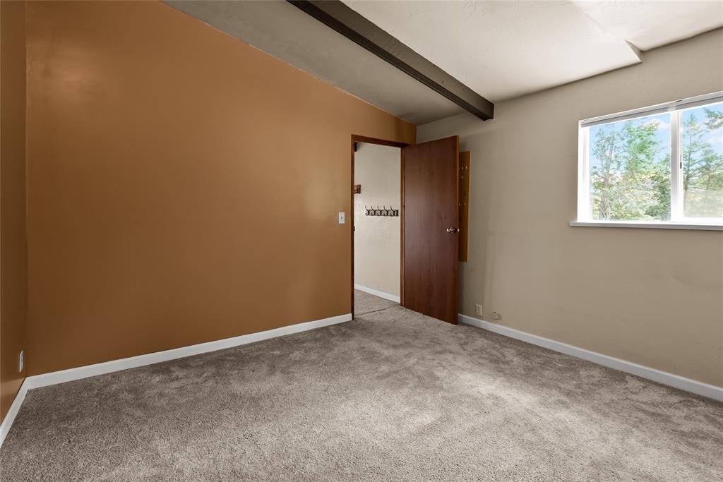 4285 HWY 2 W, Kila, Flathead, Montana, United States 59920, 6 Bedrooms Bedrooms, ,3 BathroomsBathrooms,Single Family Home,For sale,HWY 2 W,1819