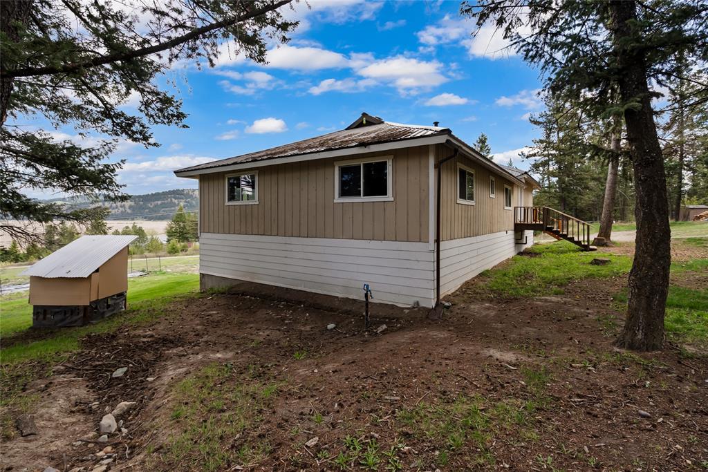 4285 HWY 2 W, Kila, Flathead, Montana, United States 59920, 6 Bedrooms Bedrooms, ,3 BathroomsBathrooms,Single Family Home,For sale,HWY 2 W,1819