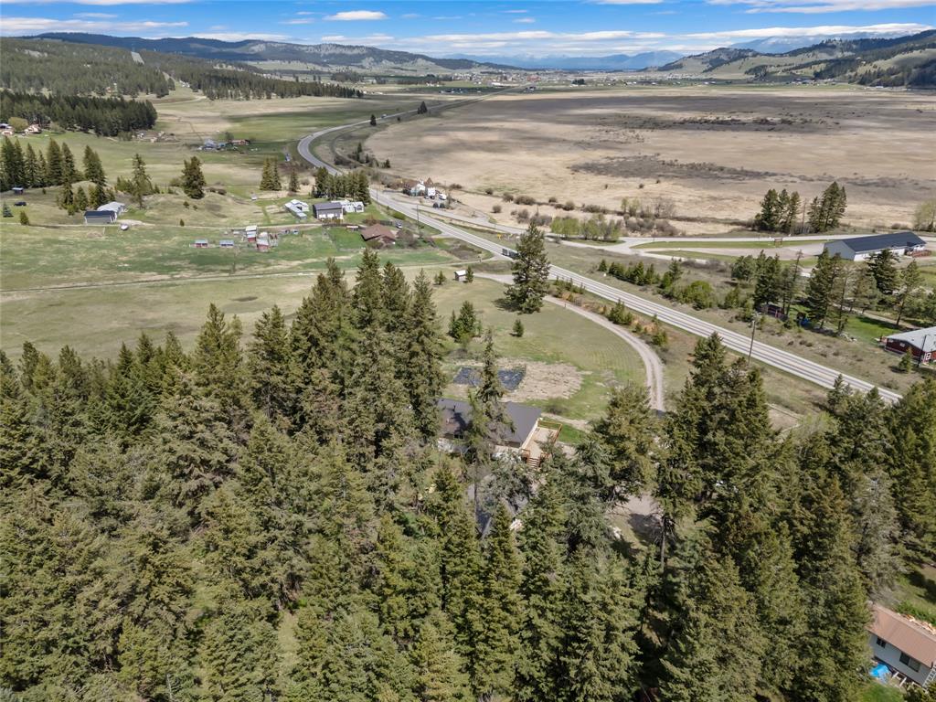 4285 HWY 2 W, Kila, Flathead, Montana, United States 59920, 6 Bedrooms Bedrooms, ,3 BathroomsBathrooms,Single Family Home,For sale,HWY 2 W,1819