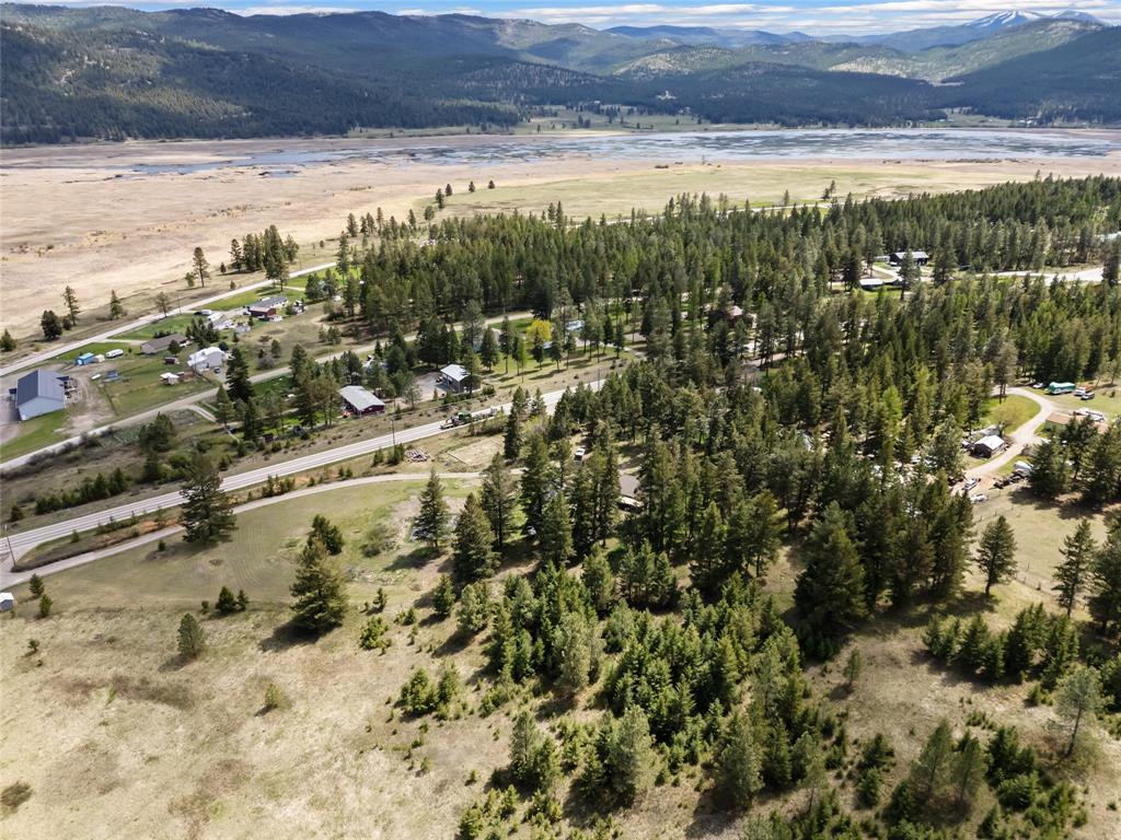 4285 HWY 2 W, Kila, Flathead, Montana, United States 59920, 6 Bedrooms Bedrooms, ,3 BathroomsBathrooms,Single Family Home,For sale,HWY 2 W,1819