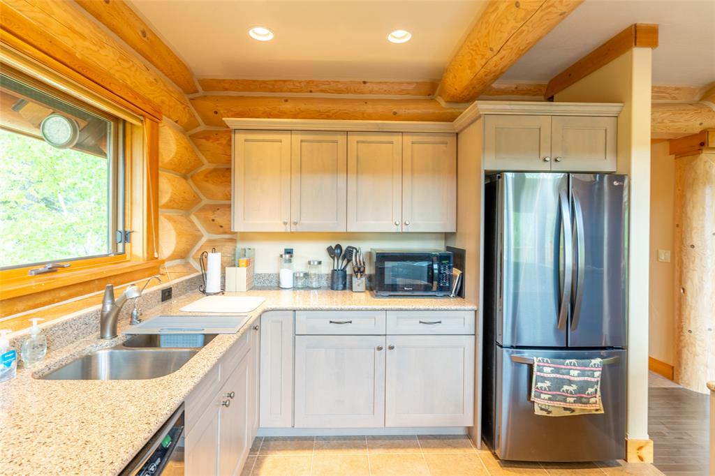599 Talon Trail, Columbia Falls, Flathead, Montana, United States 59912, 3 Bedrooms Bedrooms, ,5 BathroomsBathrooms,Single Family Home,For sale,Talon Trail,1823