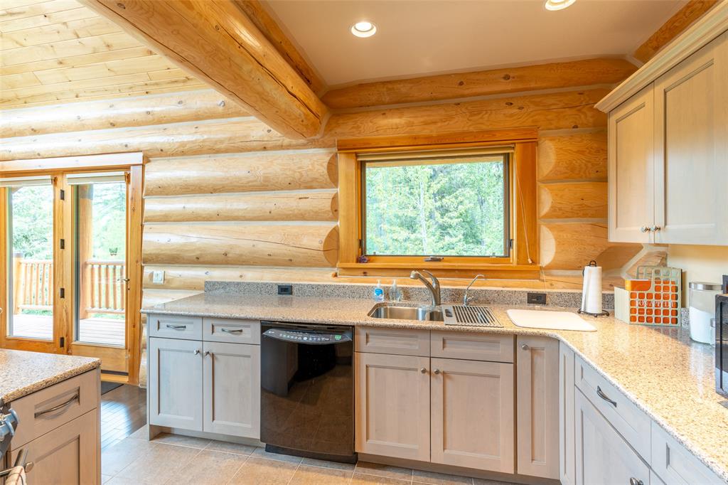 599 Talon Trail, Columbia Falls, Flathead, Montana, United States 59912, 3 Bedrooms Bedrooms, ,5 BathroomsBathrooms,Single Family Home,For sale,Talon Trail,1823